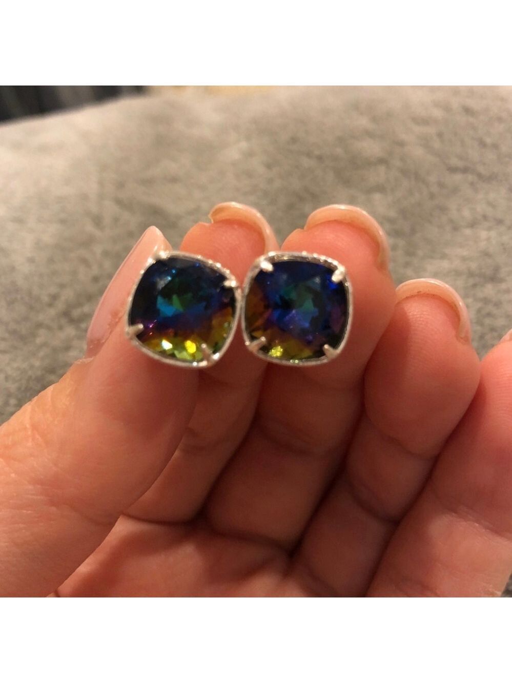 S925 Aquamarine Green Sphinx Studs - Picture 3 of 4